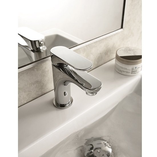 AB37 1565BN Lavatory Faucet